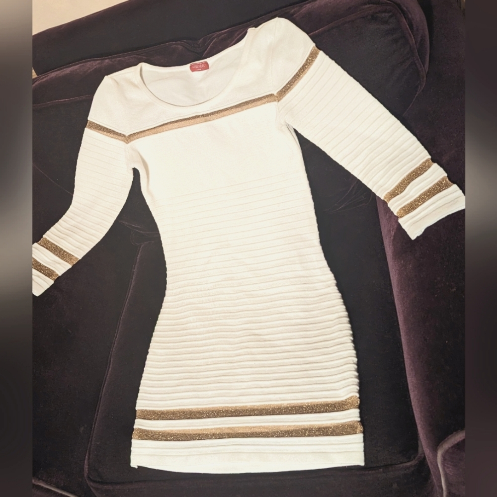 White and gold mini dress - size M